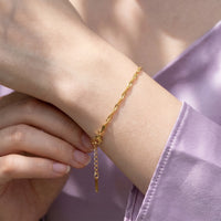 Thumbnail for Armband gold — Nahaufnahme der Details, Gold | SKU: lafinesse