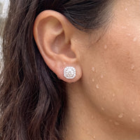 Thumbnail for Ohrstecker zirkonia — Nahaufnahme der Details, Silber | SKU: 505263