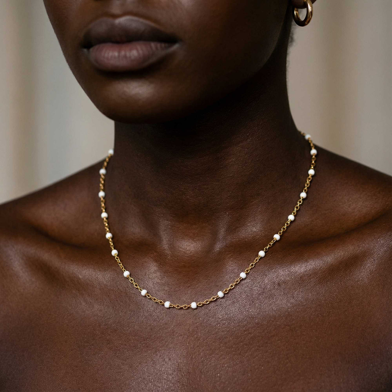 Weiße Perlen Choker