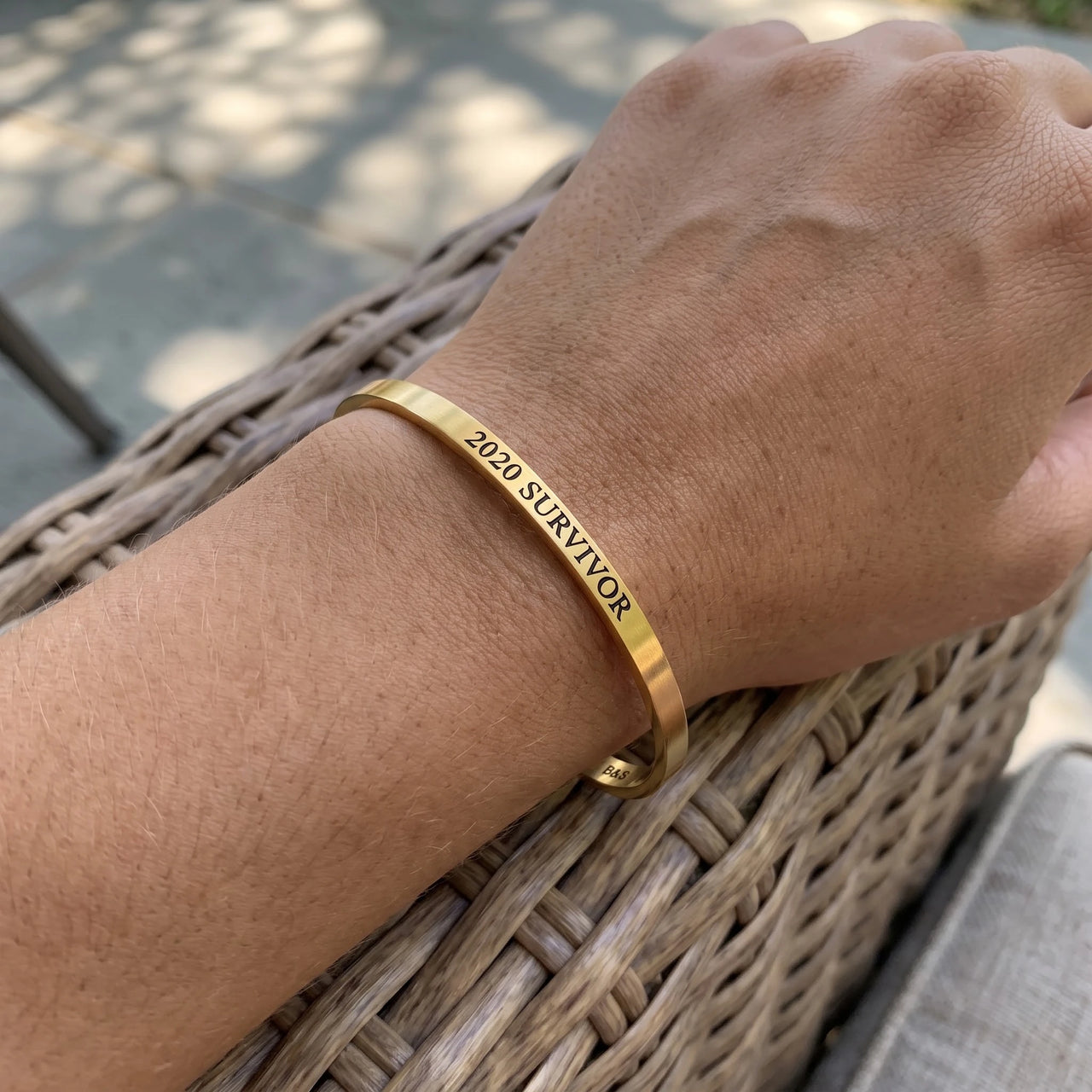 Armband mit spruch — getragen, echte Größe, Gold | SKU: 2020s-g