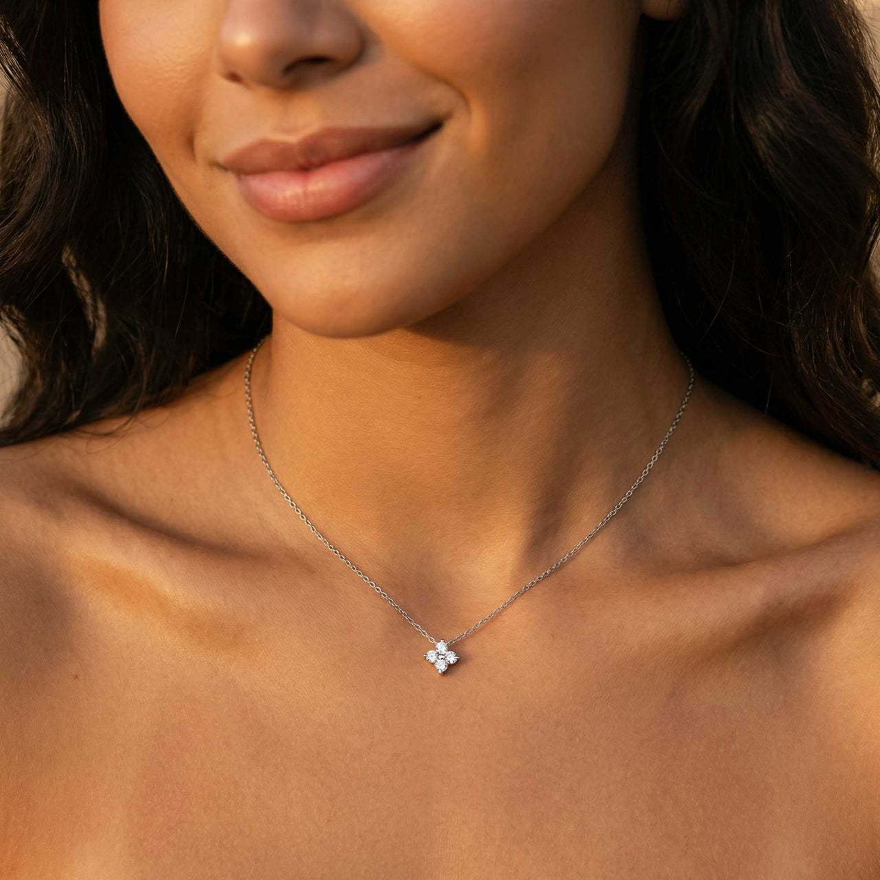 Kristall Blumen Anhänger Kette