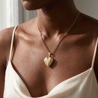 Thumbnail for Scroll-Herz-Foto-Medaillon-Kette