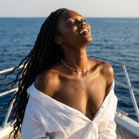 Thumbnail for Weiße Perlen Choker