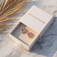 Thumbnail for Herz ohrstecker — in der Geschenkbox, Roségold | SKU: 419593-rose-gold