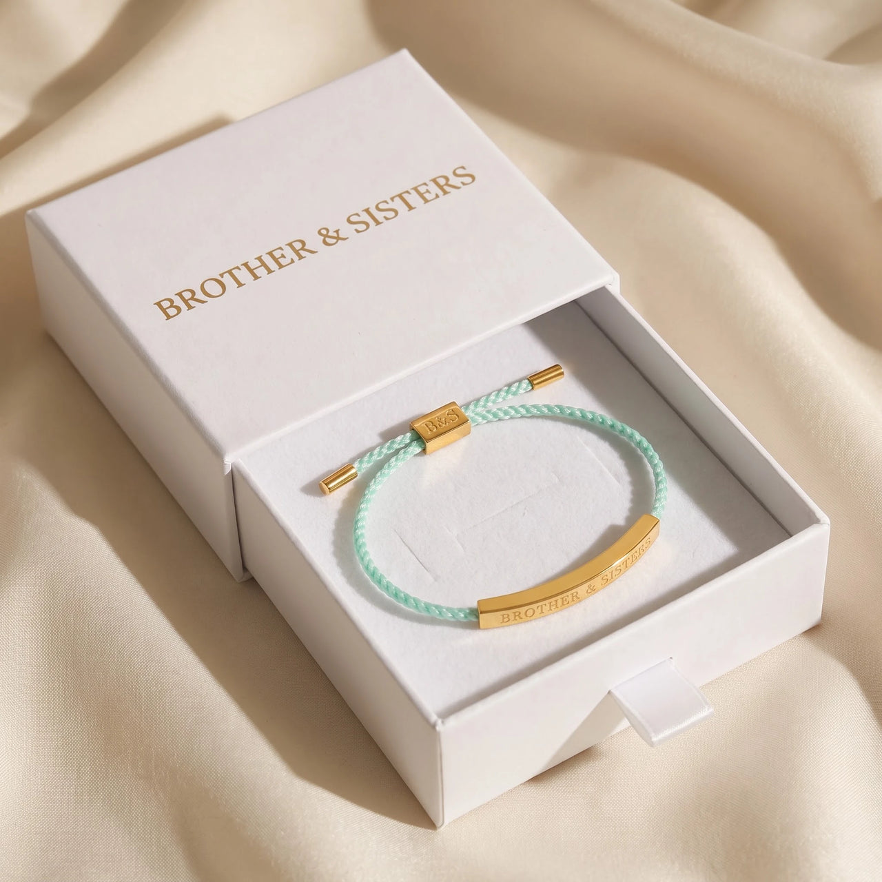 Kordelarmband — in der Geschenkbox, Gold | SKU: lamenthe-g