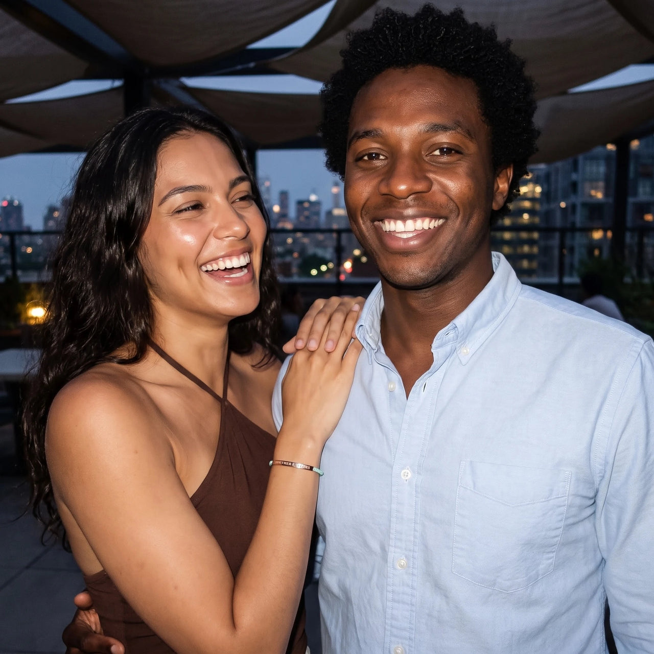 Stoffarmband — von einem Paar getragen, Roségold | SKU: lamenthe-rg