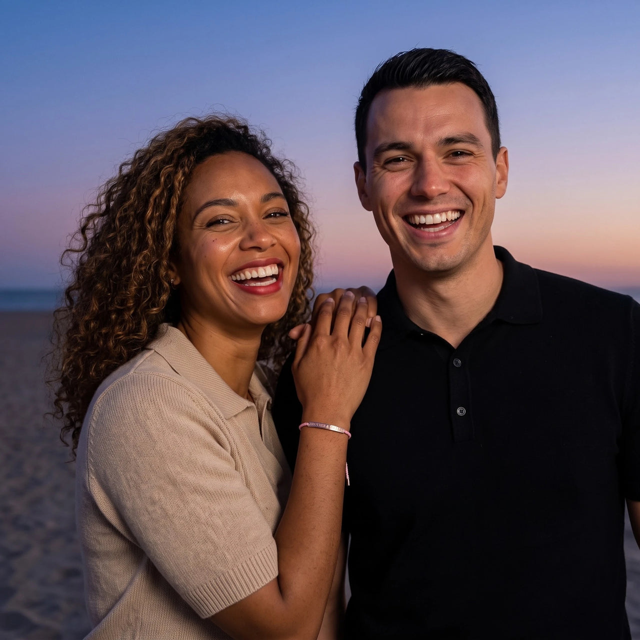 Stoffarmband — von einem Paar getragen, Roségold | SKU: lecorail-rg