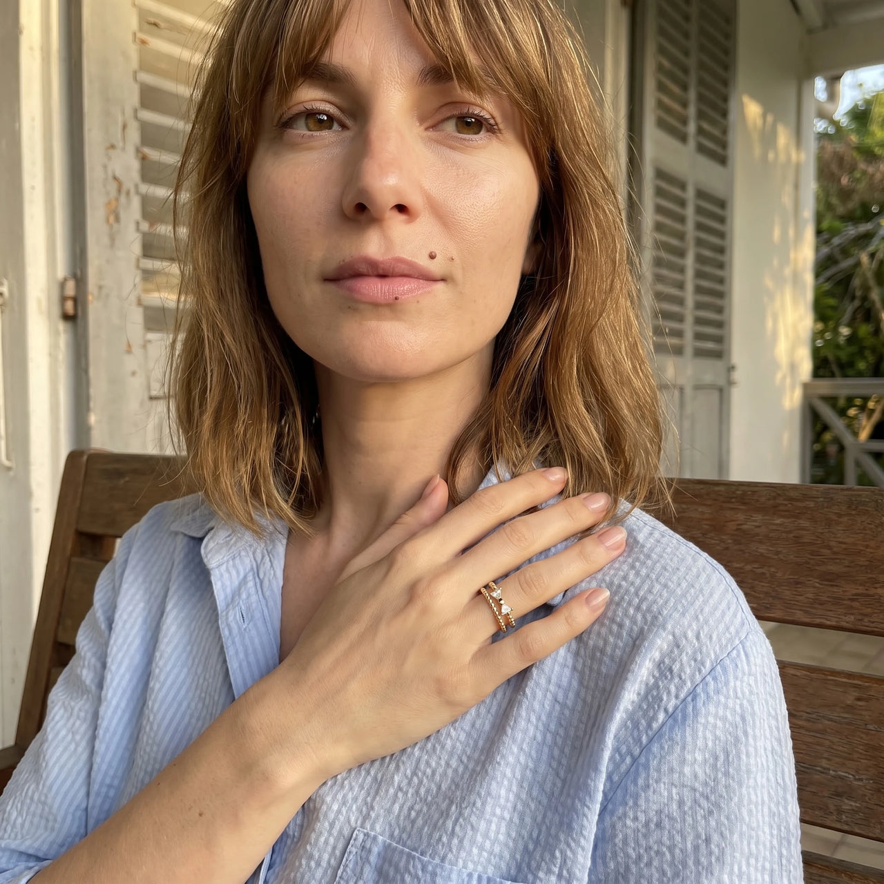 Goldring damen — getragen im Alltag, Gold | SKU: lepapillon