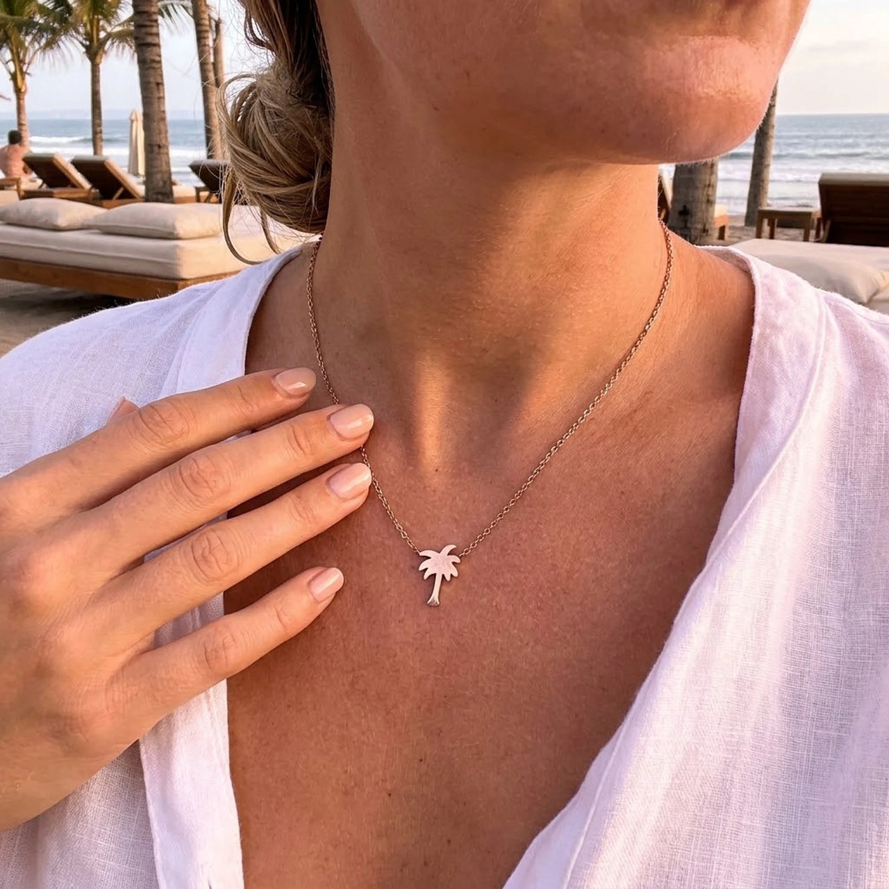 Palmen kette — getragen, echte Größe, Roségold | SKU: 8732822-rose-gold-color