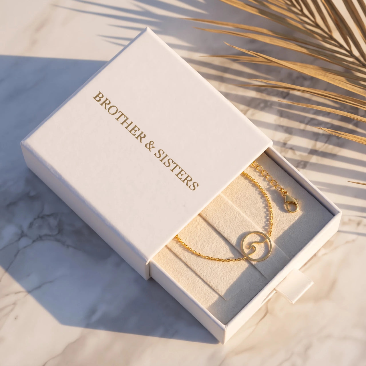 Welle armband — in der Geschenkbox, Gold | SKU: 17429078-gold
