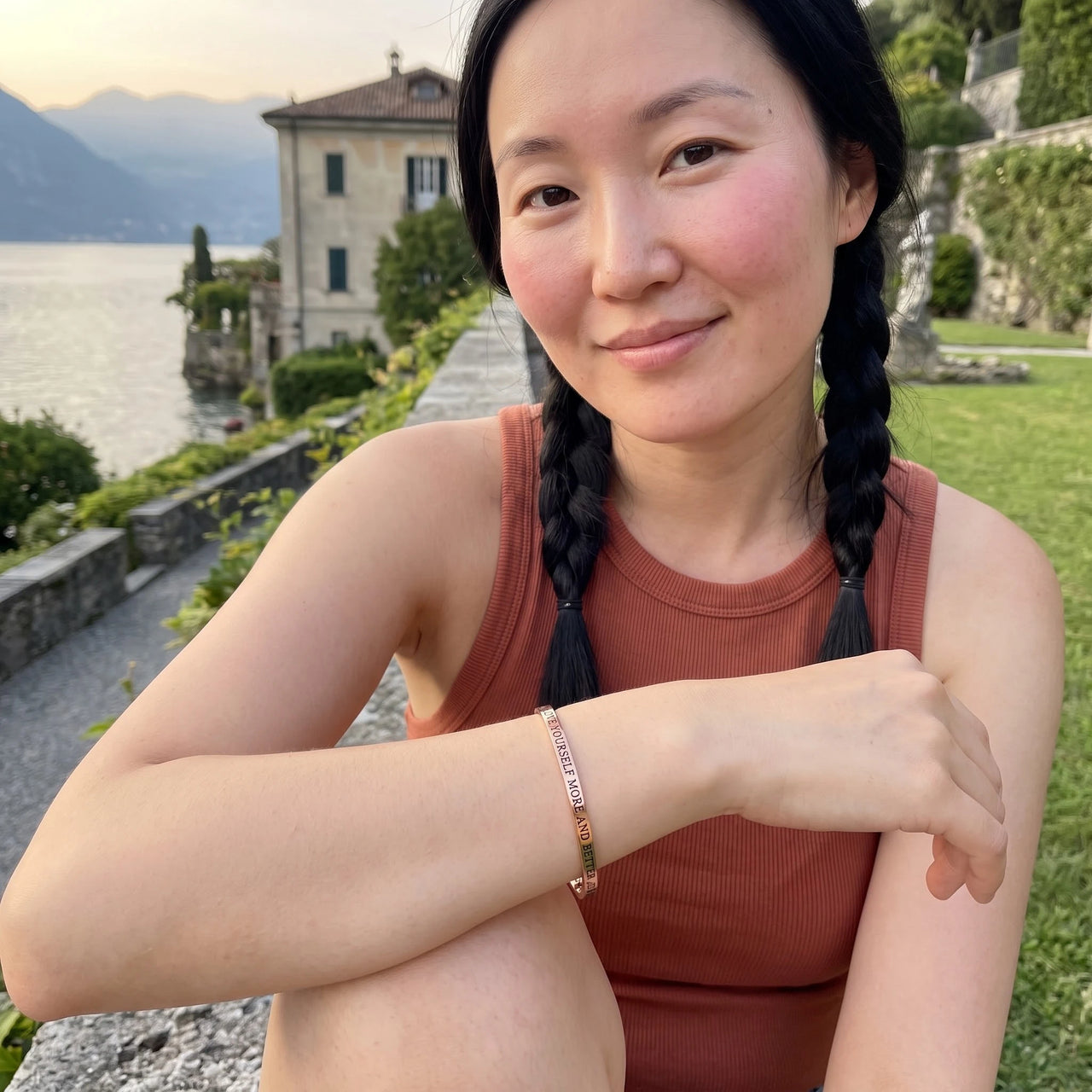 Armband mit spruch — getragen auf einer Reise, Roségold | SKU: lymab-rg