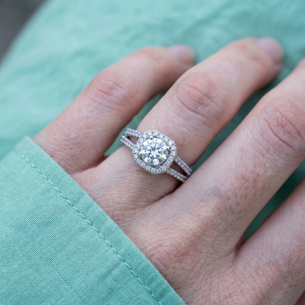 Halo ring — Nahaufnahme der Details, Silber | SKU: 346060-4.5-silver
