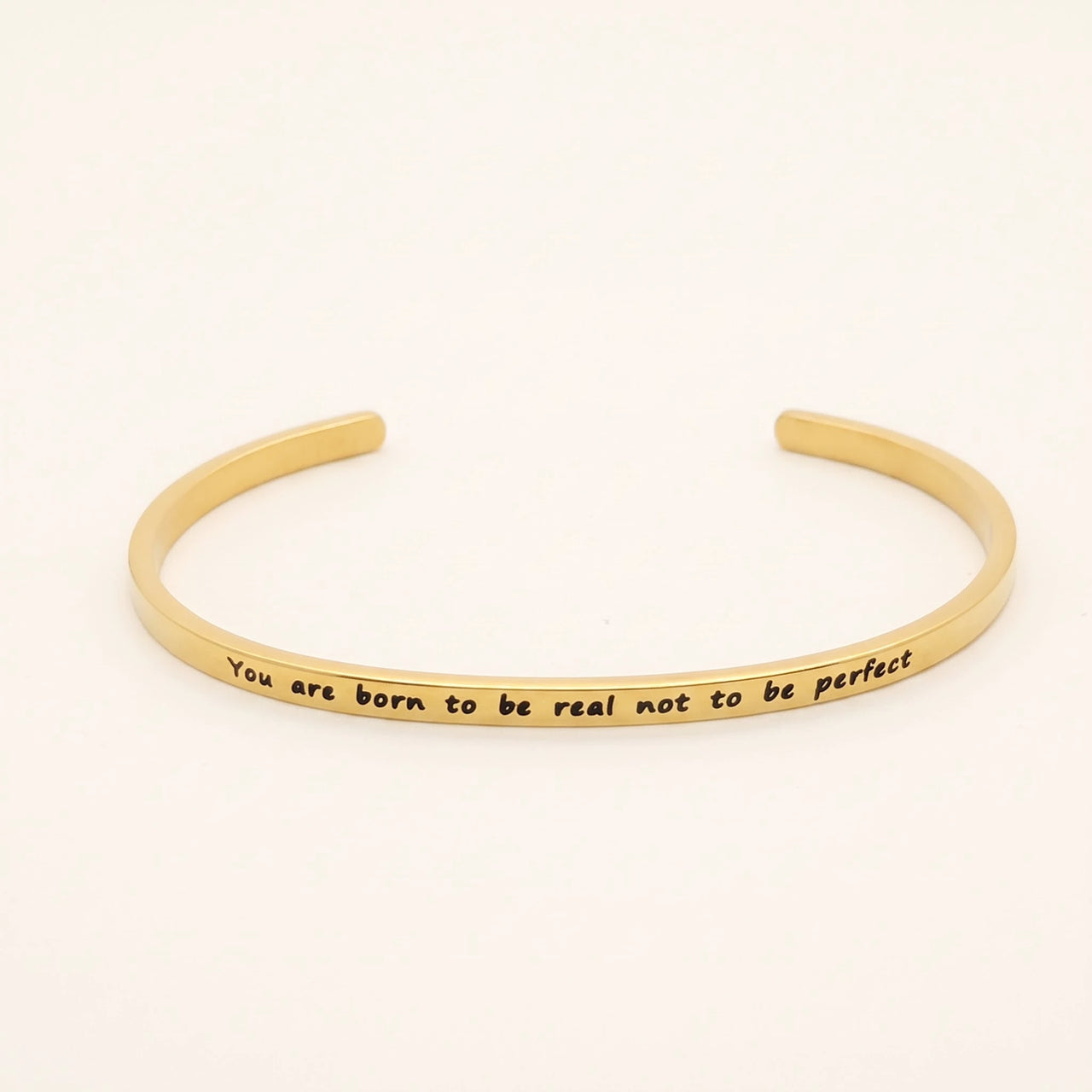Armband mit spruch — Produktfoto auf weißem Hintergrund, Gold | SKU: 9864184-gold