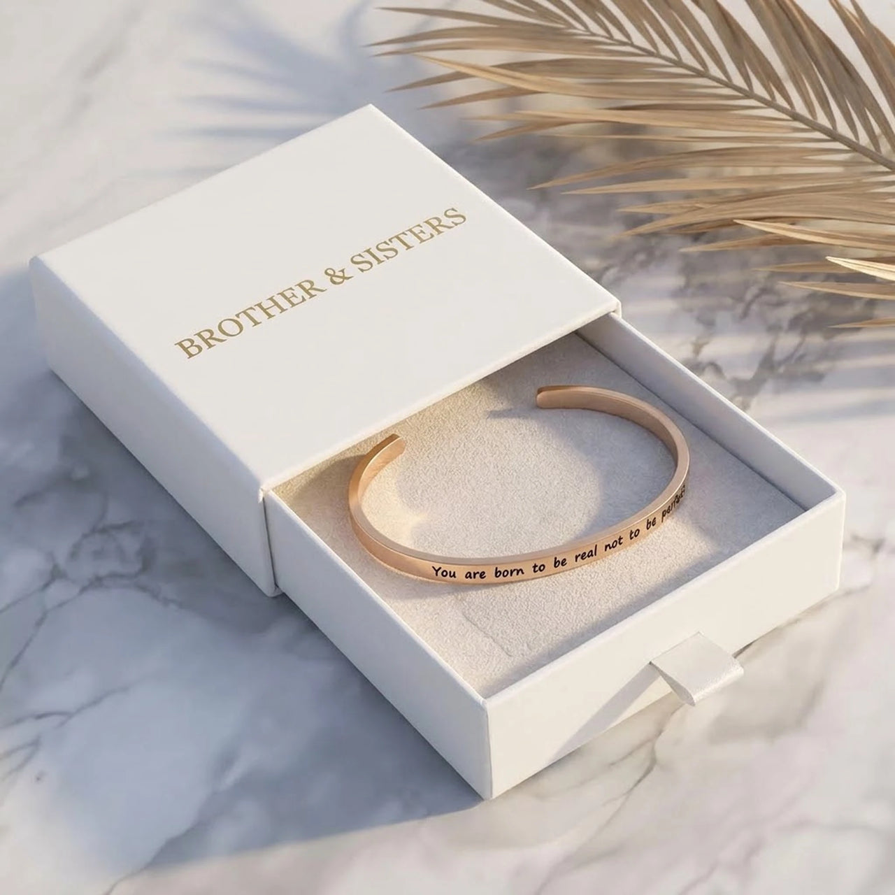 Armreif offen — in der Geschenkbox, Roségold | SKU: 9864184-rose